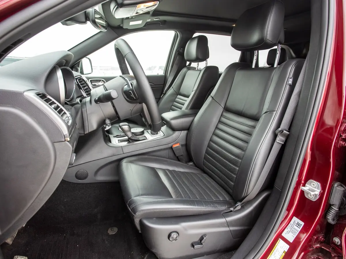 Jeep Grand Cherokee IV (WK2) Рестайлинг Внедорожник 5 дв. — photo 21