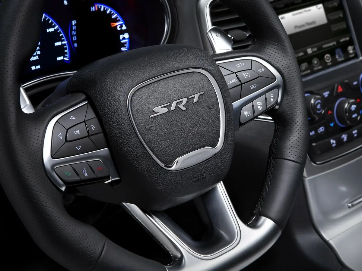 Jeep Grand Cherokee IV (WK2) Рестайлинг Внедорожник 5 дв. SRT — photo 9
