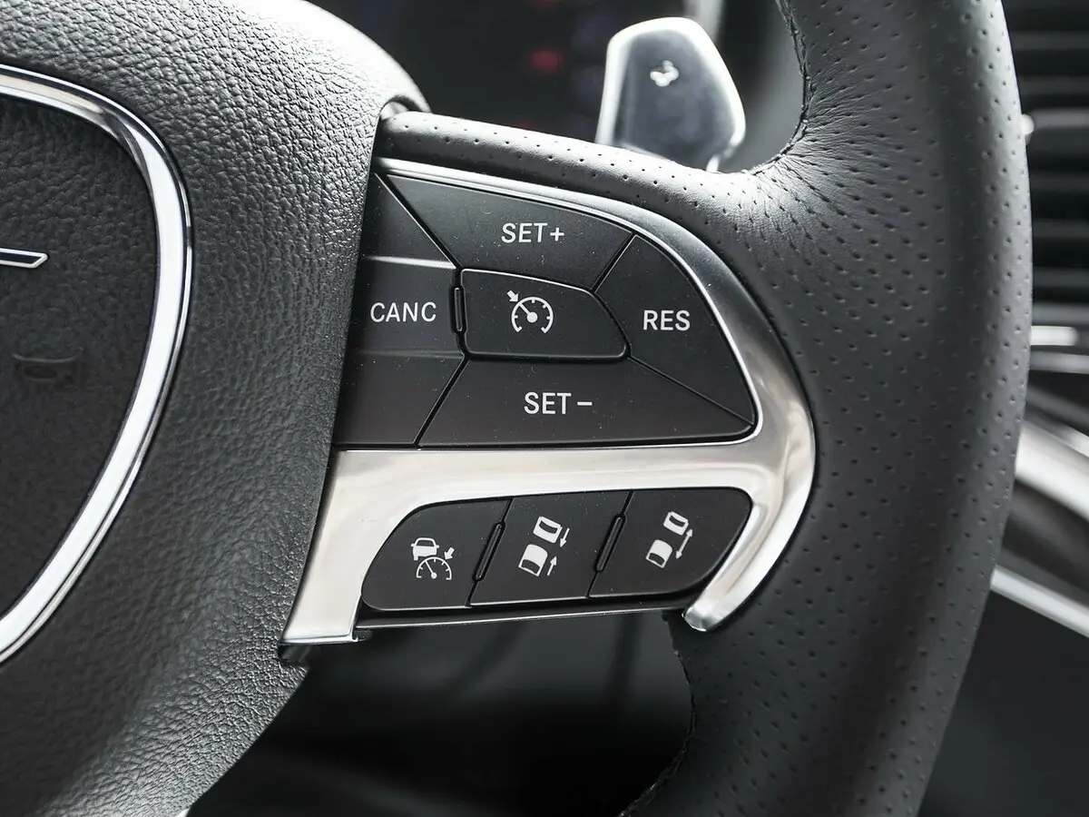 Jeep Grand Cherokee IV (WK2) Рестайлинг Внедорожник 5 дв. SRT — photo 20