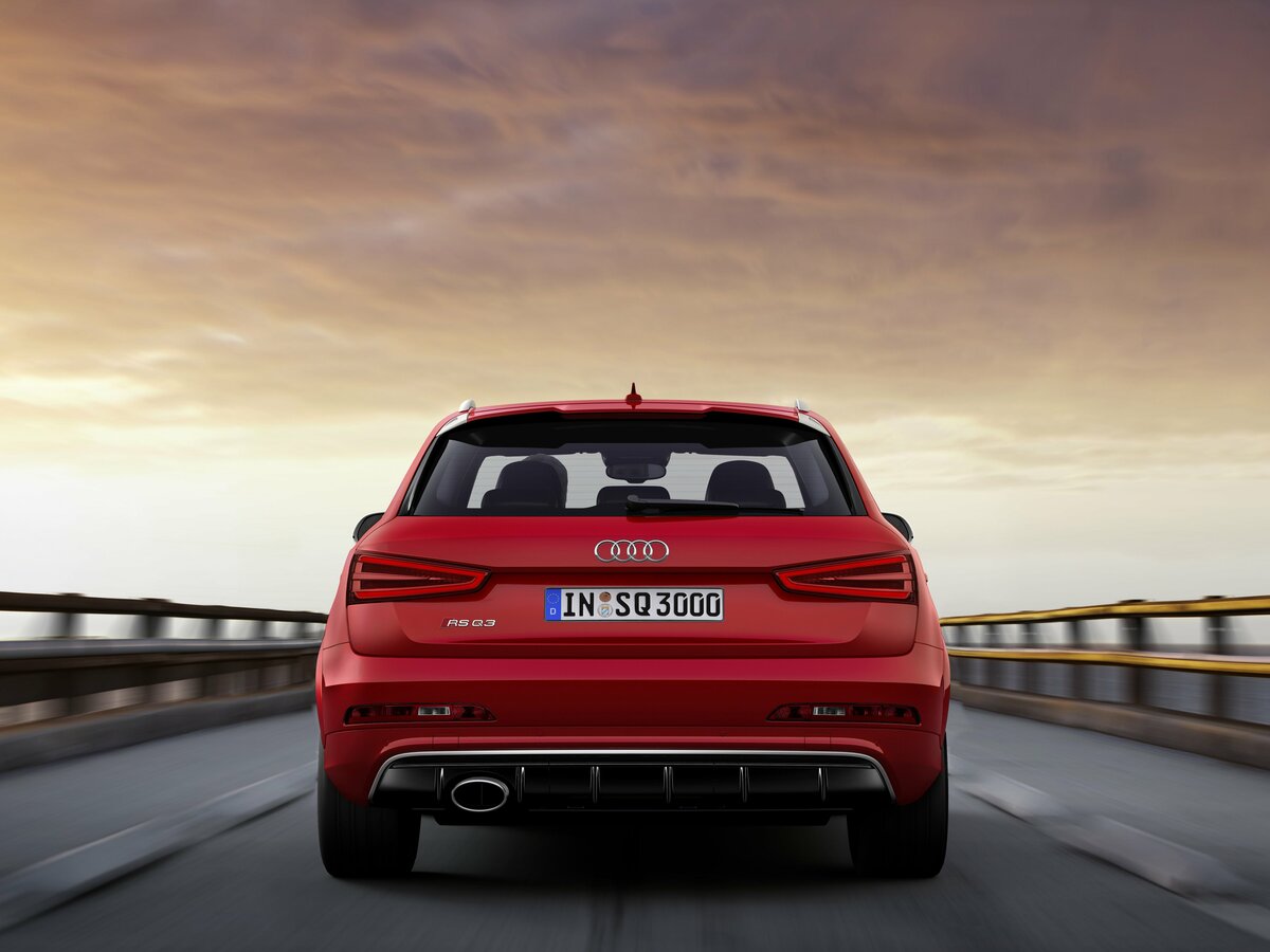 Audi RS Q3 I (8U) Внедорожник 5 дв. — фото 4