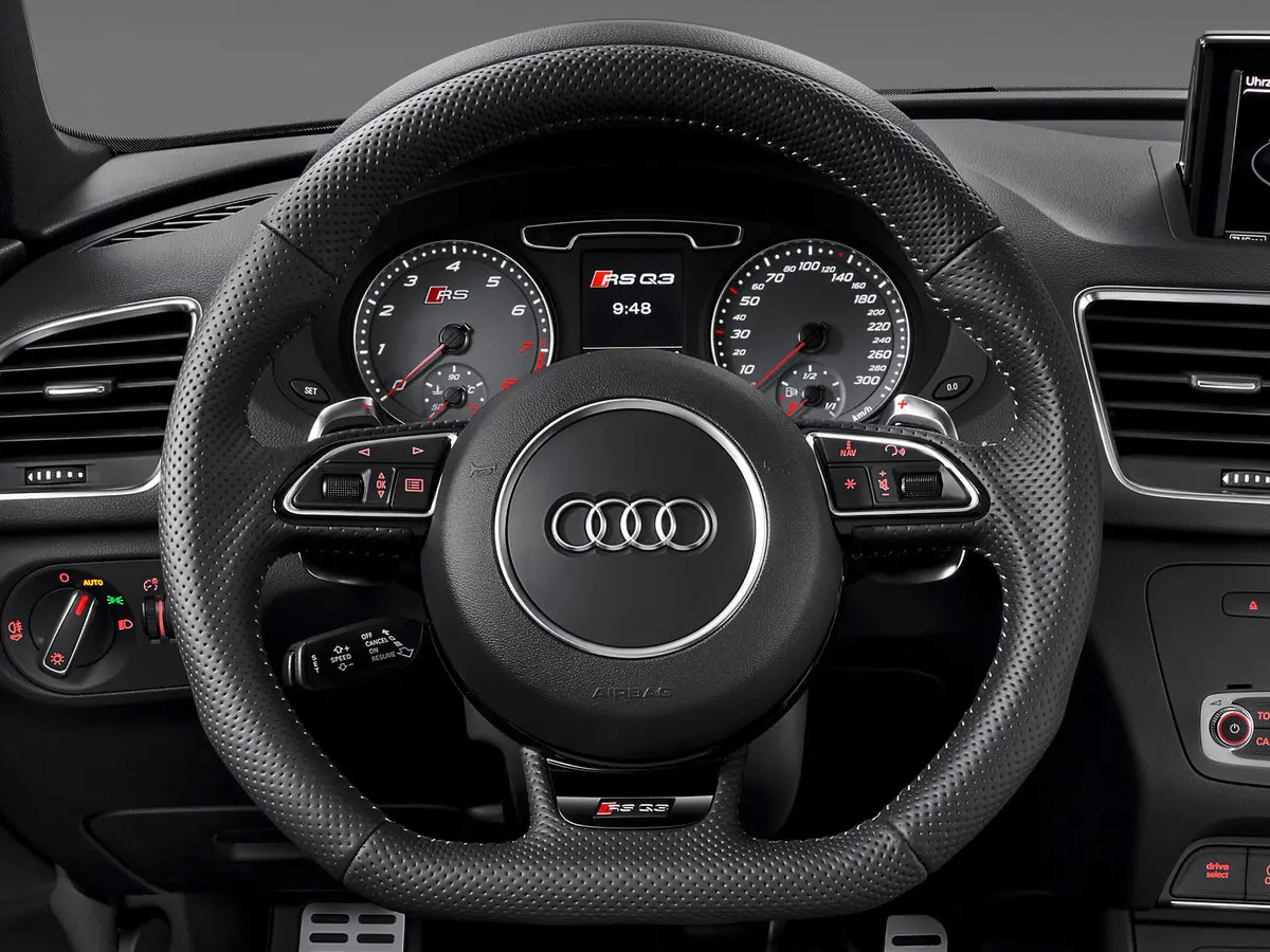 Audi RS Q3 I (8U) Внедорожник 5 дв. — сүрөт 7