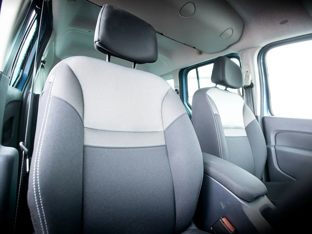 Renault Kangoo II Рестайлинг Компактвэн — photo 11