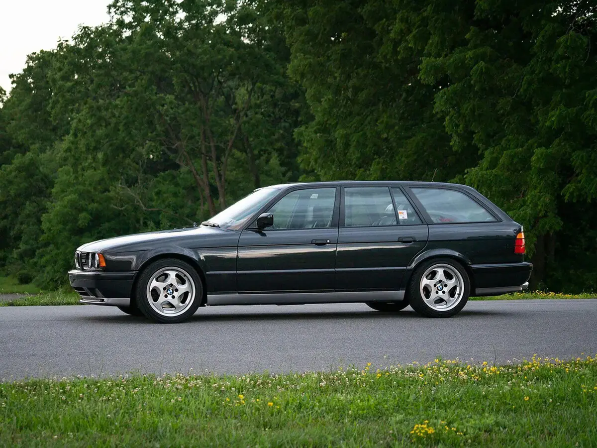 BMW M5 II (E34) Универсал 5 дв. — сүрөт 2