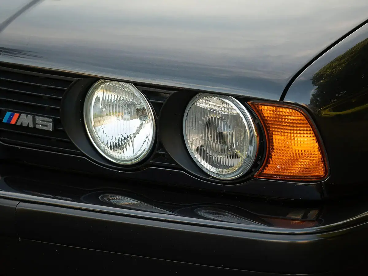 BMW M5 II (E34) Универсал 5 дв. — сүрөт 13