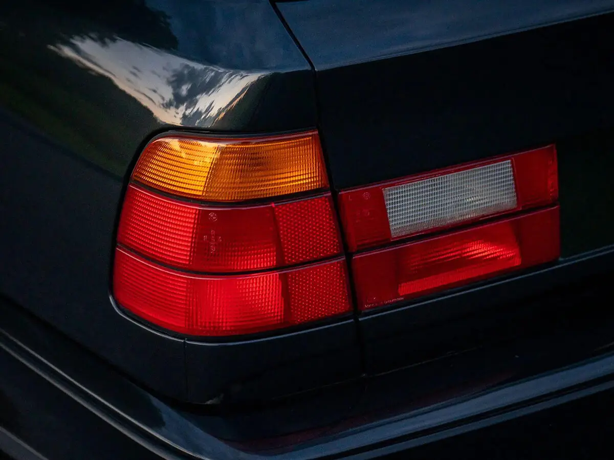BMW M5 II (E34) Универсал 5 дв. — сүрөт 14