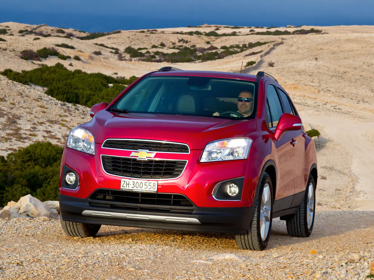 Chevrolet Trax I Внедорожник 5 дв. — сүрөт 3
