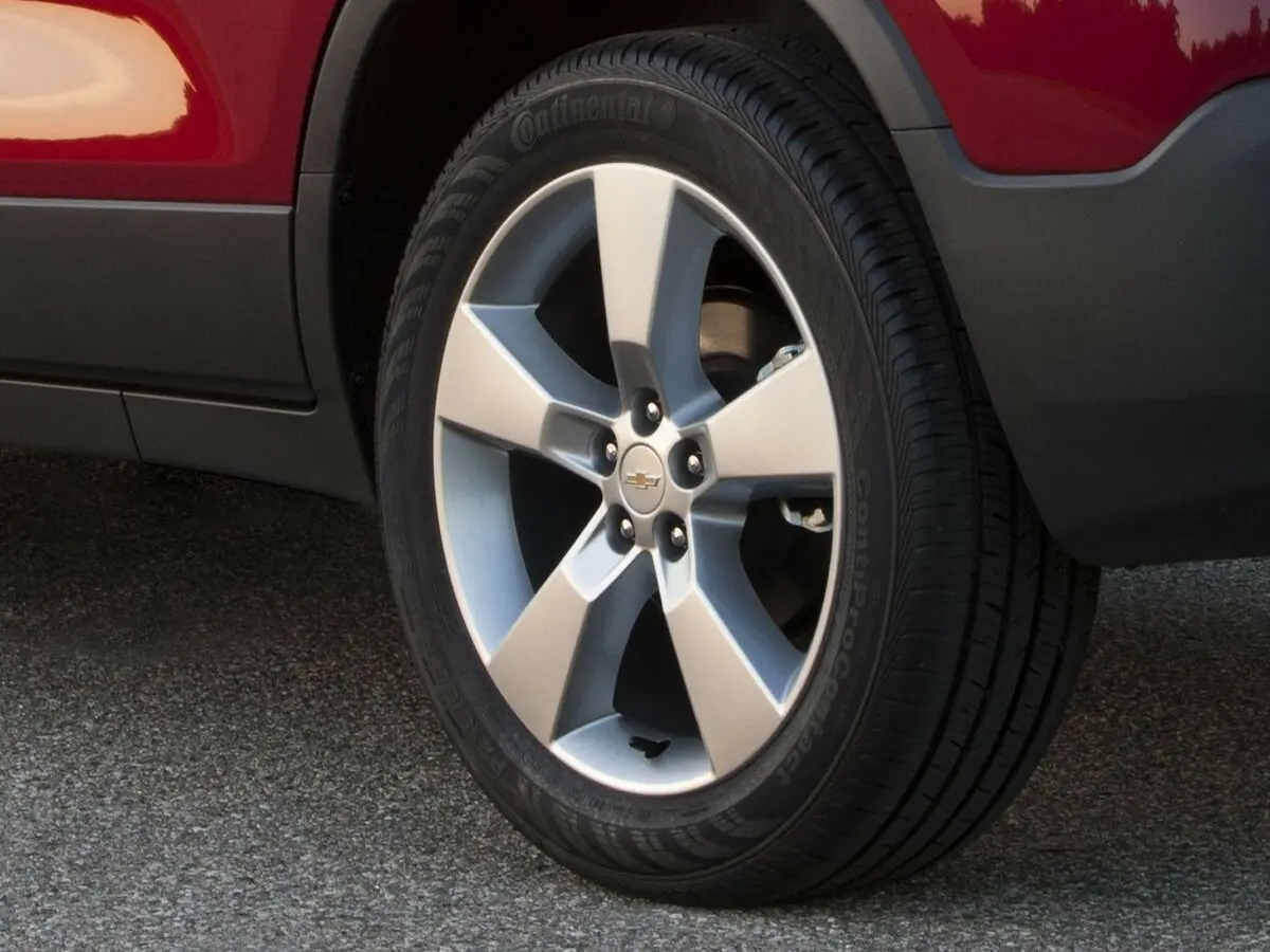 Chevrolet Trax I Внедорожник 5 дв. — сүрөт 17