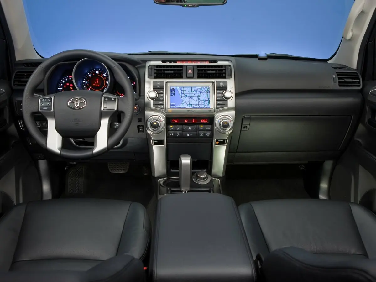 Toyota 4Runner V Внедорожник 5 дв. — фото 4