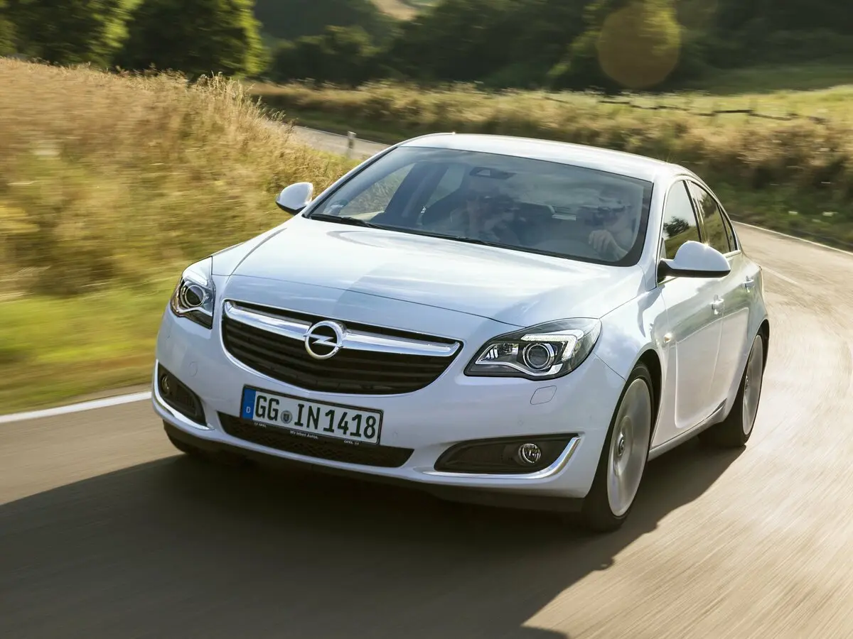Opel Insignia I Рестайлинг Седан — сүрөт 3