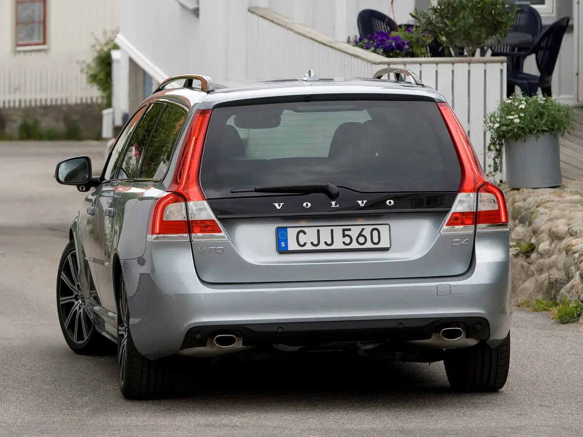 Volvo V70 III Рестайлинг Универсал 5 дв. — сүрөт 4