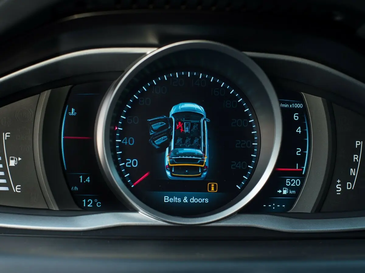 Volvo V70 III Рестайлинг Универсал 5 дв. — сүрөт 7
