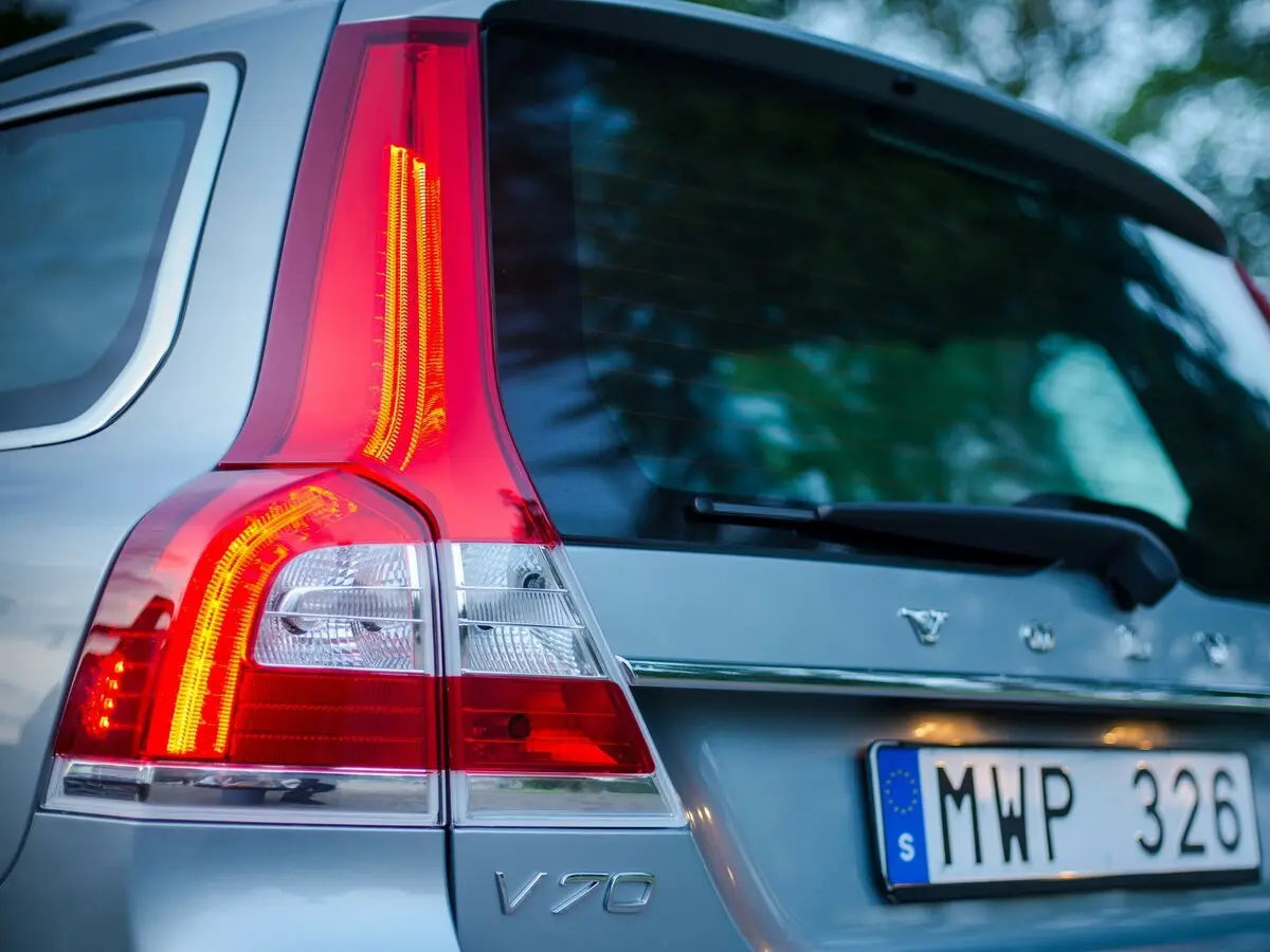Volvo V70 III Рестайлинг Универсал 5 дв. — сүрөт 15