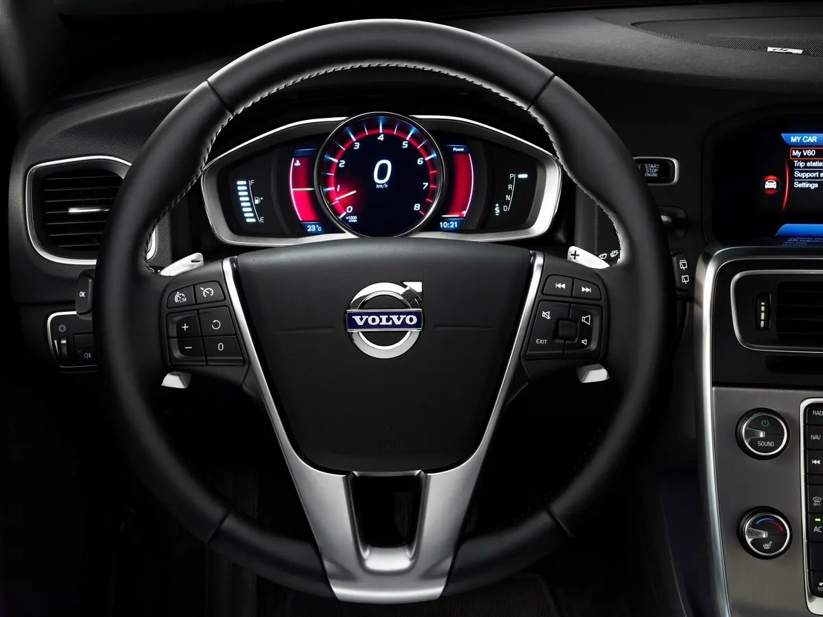 Volvo V60 I Рестайлинг Универсал 5 дв. — сүрөт 8