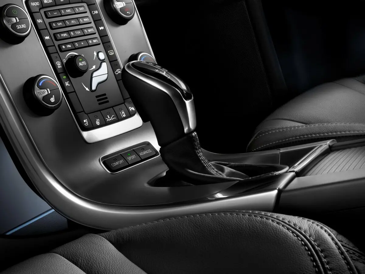 Volvo V60 I Рестайлинг Универсал 5 дв. — сүрөт 10