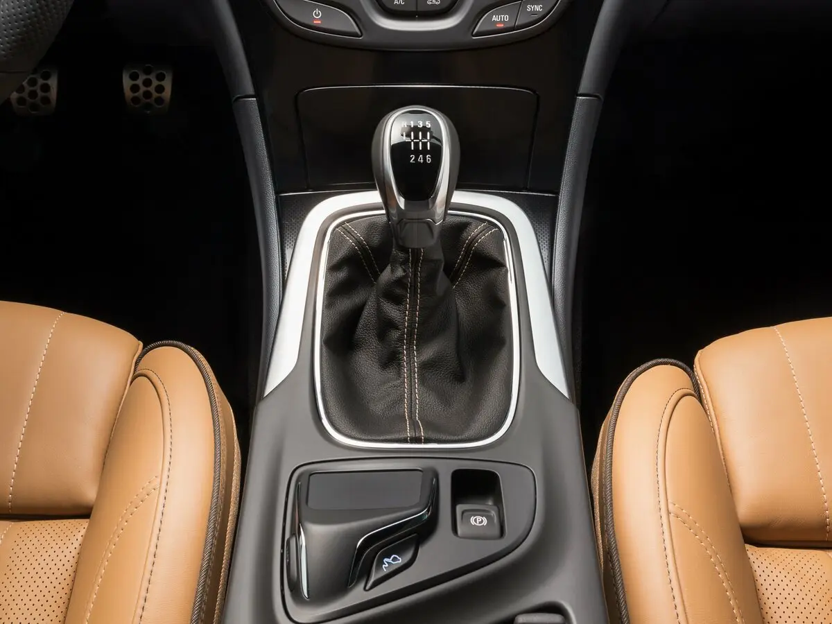 Opel Insignia I Рестайлинг Лифтбек — сүрөт 10