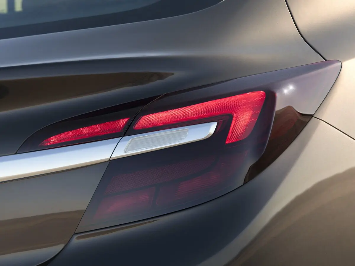 Opel Insignia I Рестайлинг Лифтбек — сүрөт 12