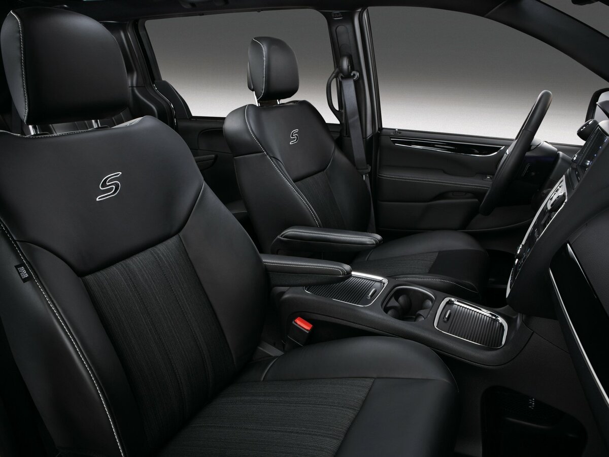 Lancia Voyager 2011 – 2015 Минивэн — фото 7