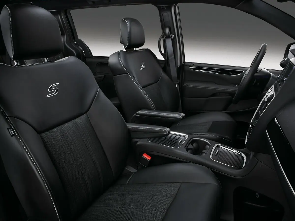 Lancia Voyager 2011 – 2015 Минивэн — сүрөт 7