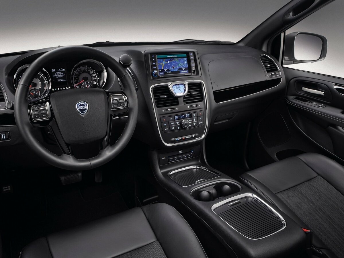Lancia Voyager 2011 – 2015 Минивэн — фото 8