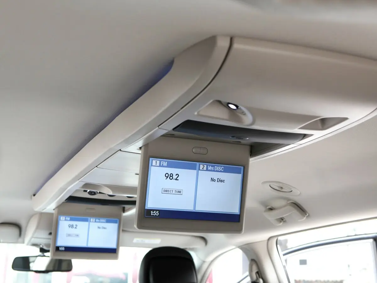 Lancia Voyager 2011 – 2015 Минивэн — сүрөт 13