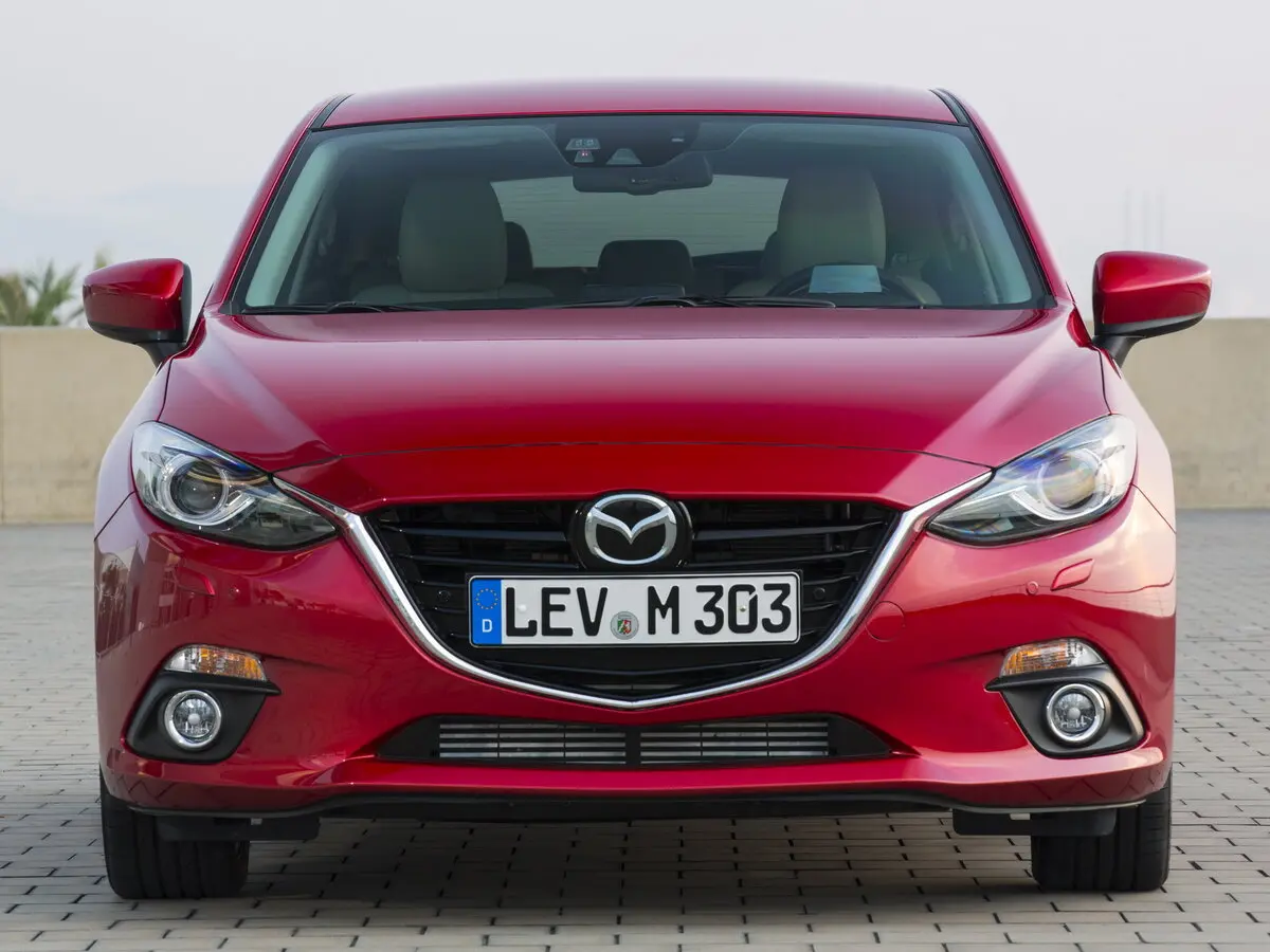 Mazda 3 III (BM) Хэтчбек 5 дв. — фото 3