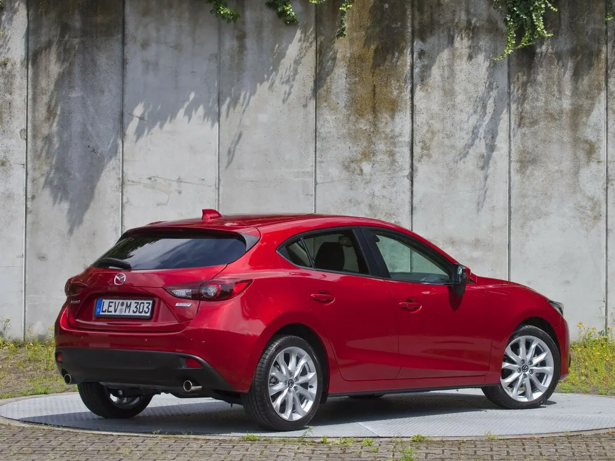 Mazda 3 III (BM) Хэтчбек 5 дв. — фото 5