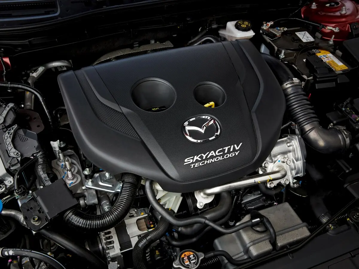 Mazda 3 III (BM) Хэтчбек 5 дв. — фото 16