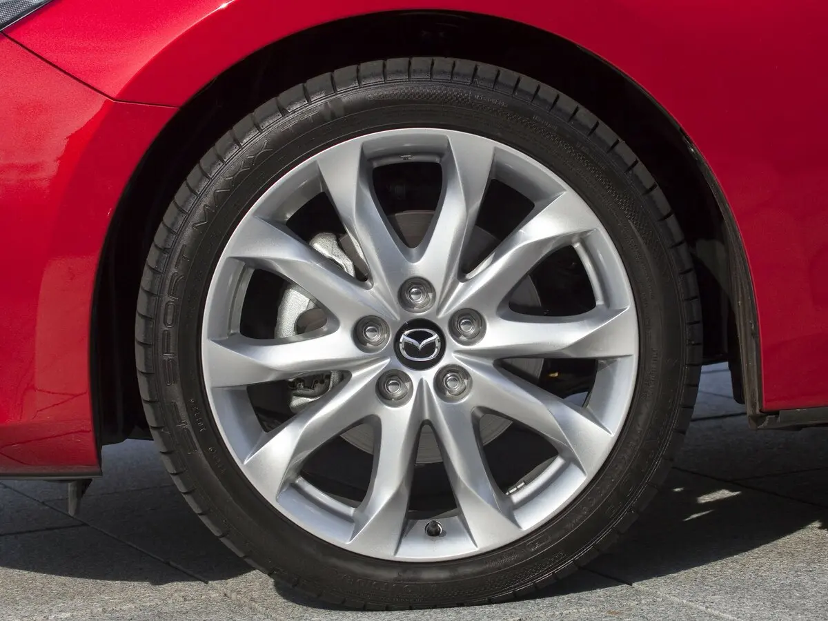 Mazda 3 III (BM) Хэтчбек 5 дв. — фото 17