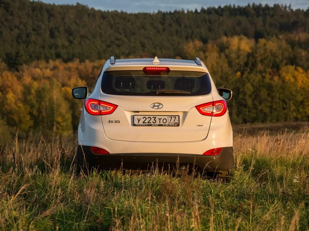 Hyundai ix35 I Рестайлинг Внедорожник 5 дв. — фото 4