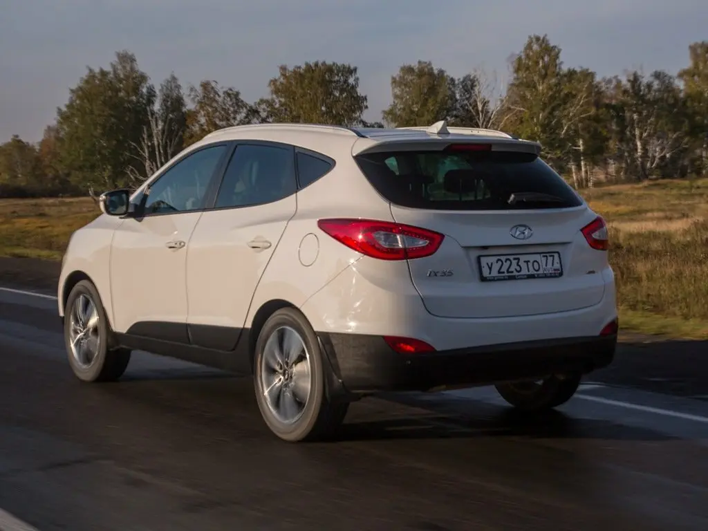 Hyundai ix35 I Рестайлинг Внедорожник 5 дв. — фото 5