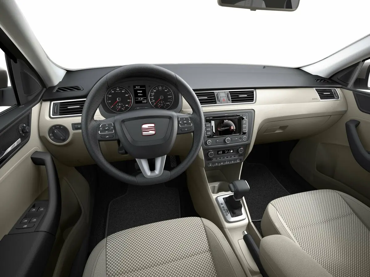 SEAT Toledo IV Лифтбек — сүрөт 6