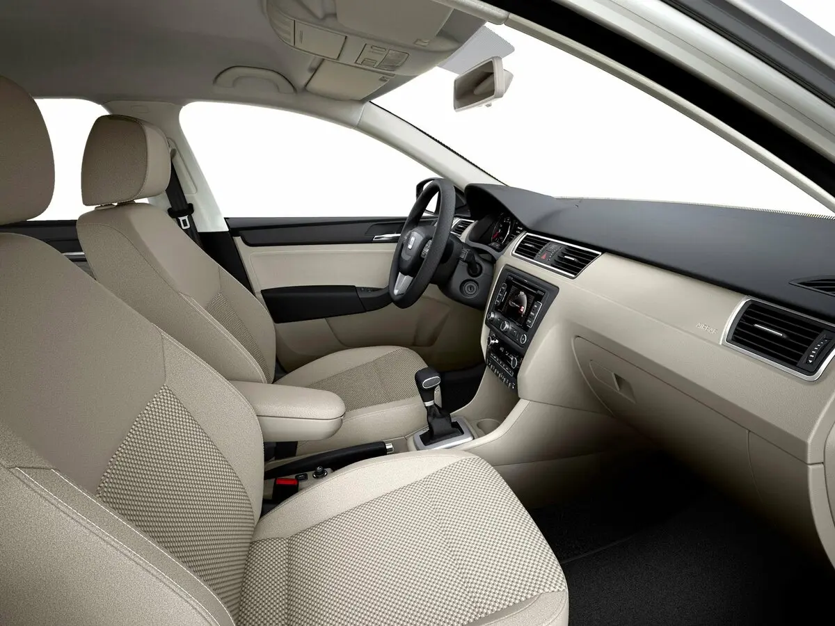 SEAT Toledo IV Лифтбек — сүрөт 7