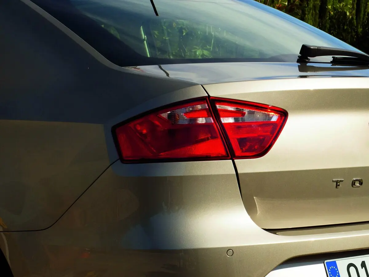 SEAT Toledo IV Лифтбек — сүрөт 16