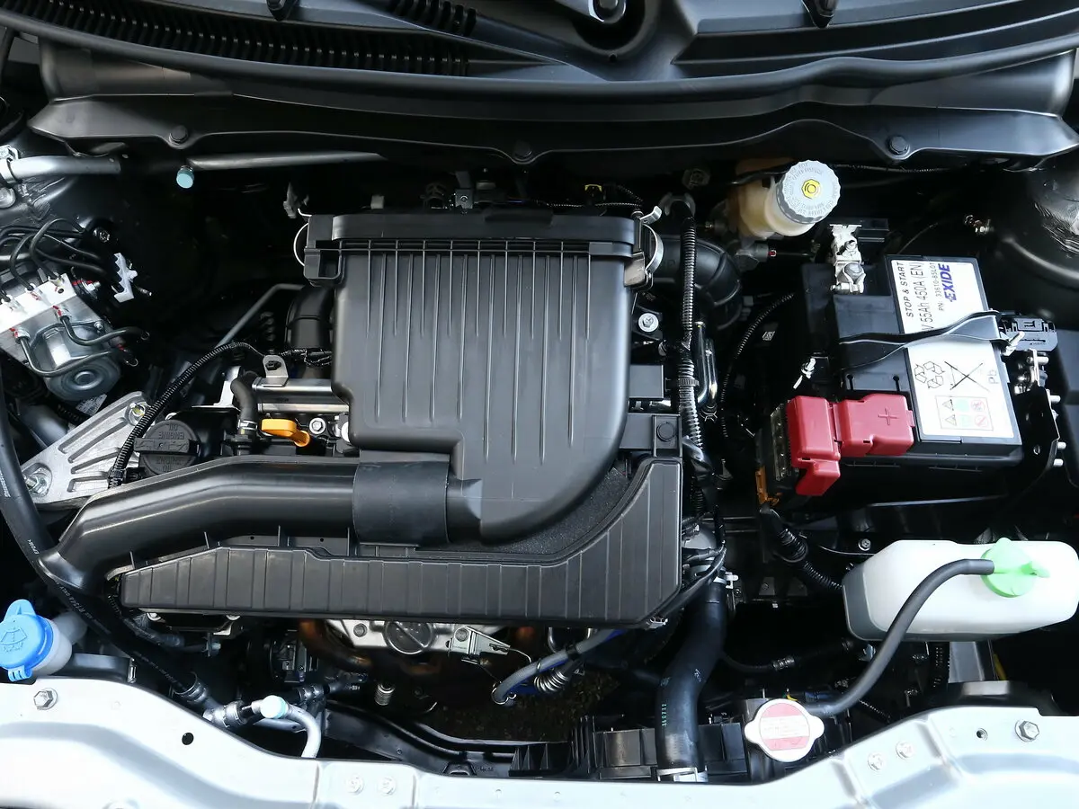 Suzuki Swift IV Рестайлинг Хэтчбек 3 дв. — сүрөт 9
