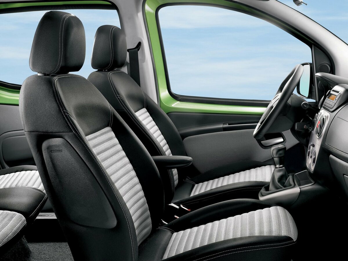 Fiat Qubo I Компактвэн — фото 7