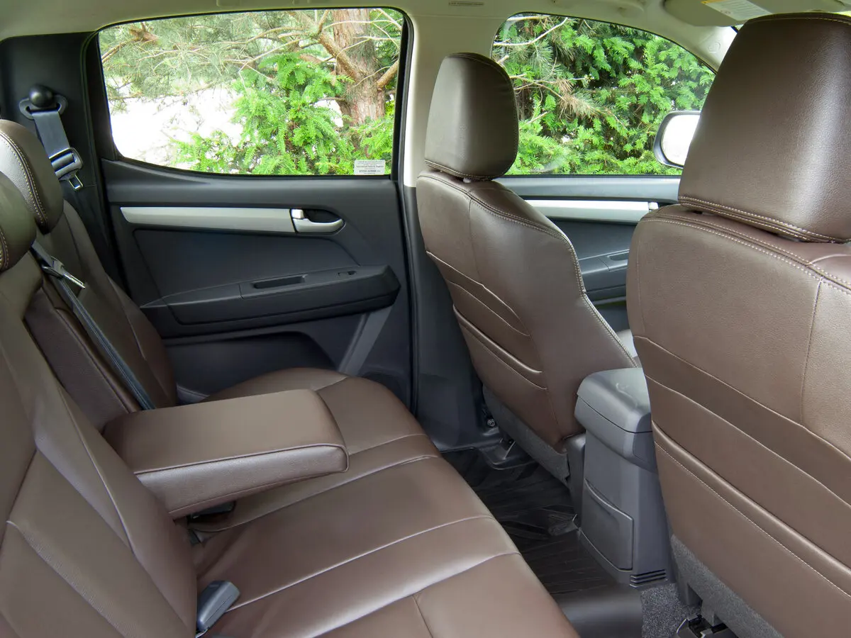 Isuzu D-Max II Пикап Двойная кабина — сүрөт 9