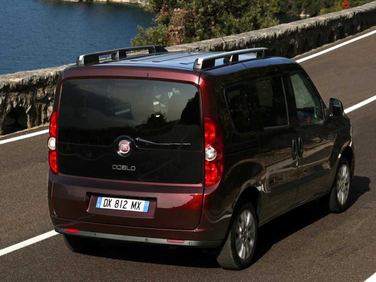 Fiat Doblo II Компактвэн — фото 5