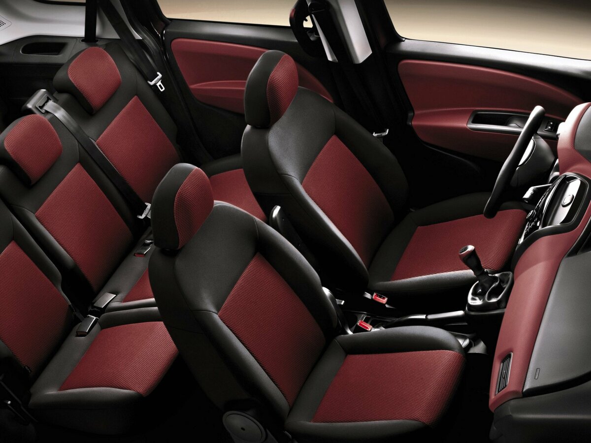 Fiat Doblo II Компактвэн — фото 9