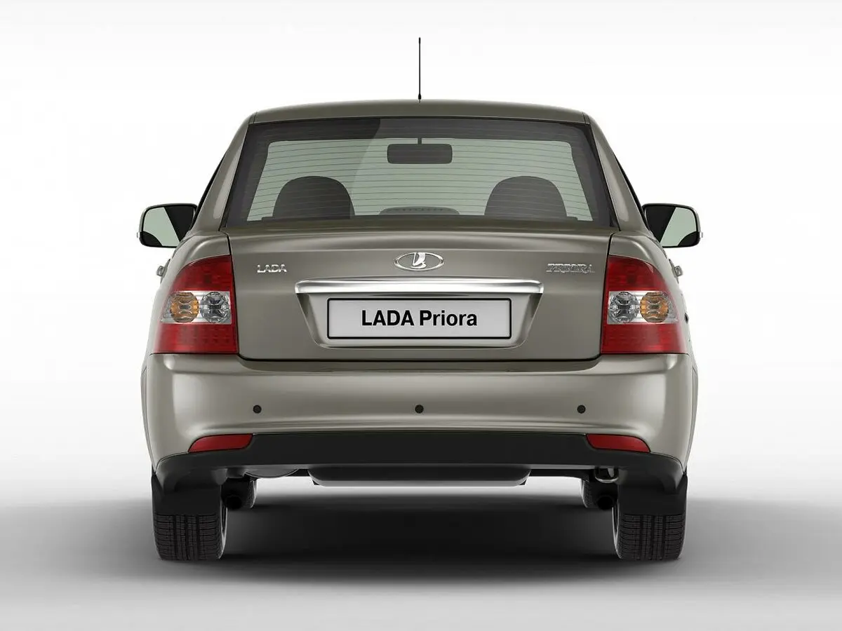 Lada (ВАЗ) Priora I Рестайлинг Седан — фото 4