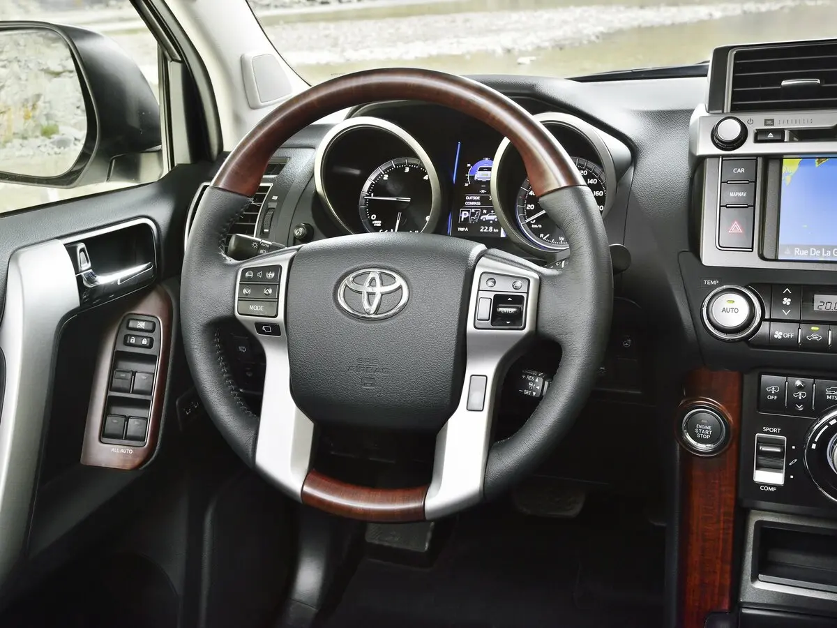 Toyota Land Cruiser Prado 150 Series Рестайлинг 1 Внедорожник 5 дв. — фото 9