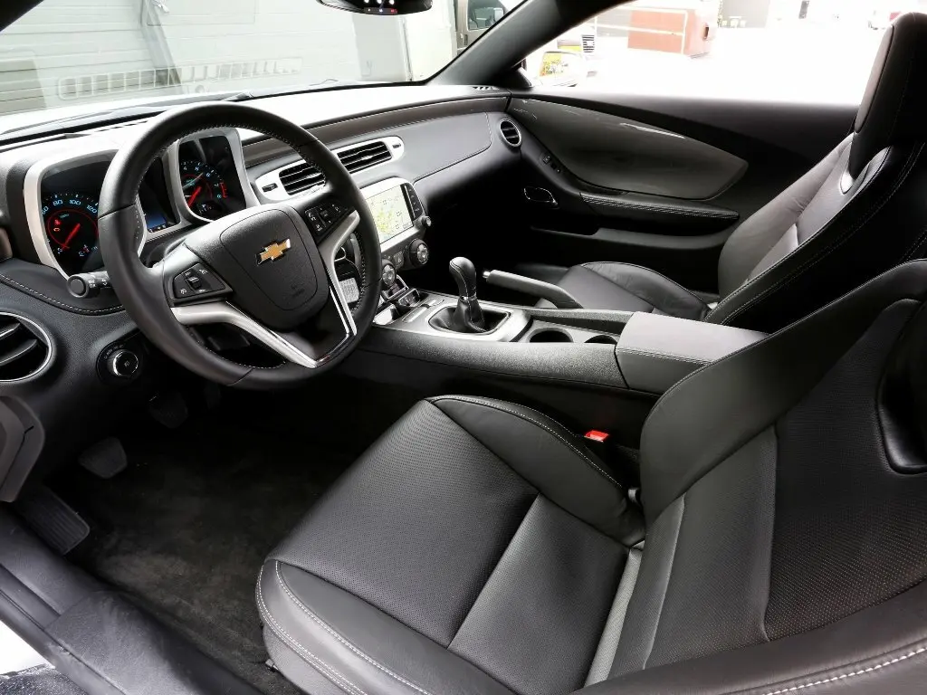 Chevrolet Camaro V Рестайлинг Купе — сүрөт 8