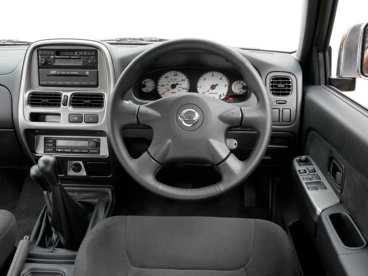 Nissan Navara (Frontier) II (D22) Пикап Двойная кабина — сүрөт 6