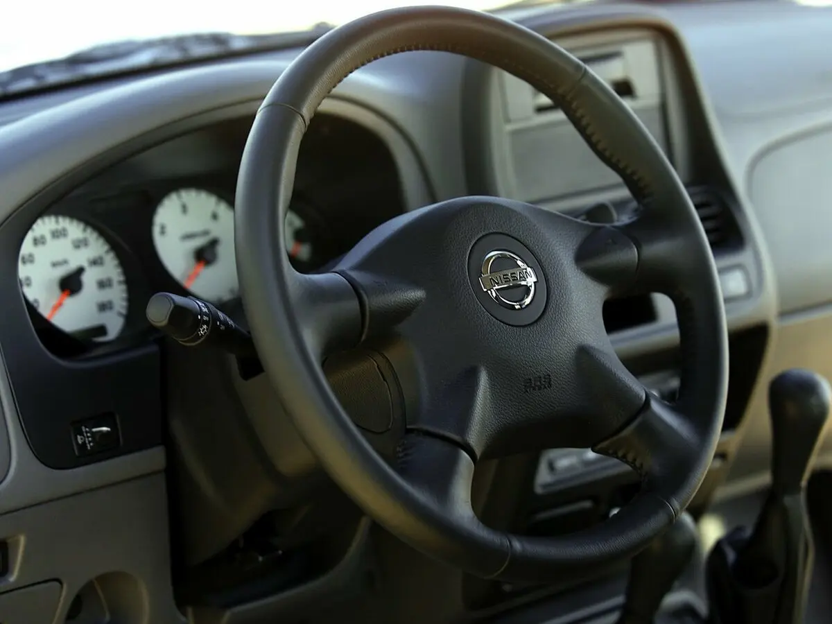 Nissan Navara (Frontier) II (D22) Пикап Двойная кабина — сүрөт 8