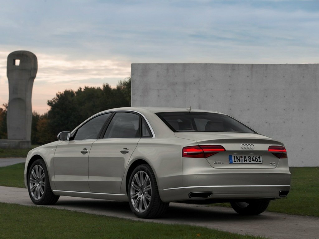 Audi A8 III (D4) Рестайлинг Седан Long — фото 5