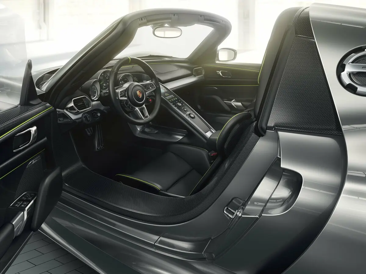 Porsche 918 Spyder 2013 – 2015 Родстер — фото 8