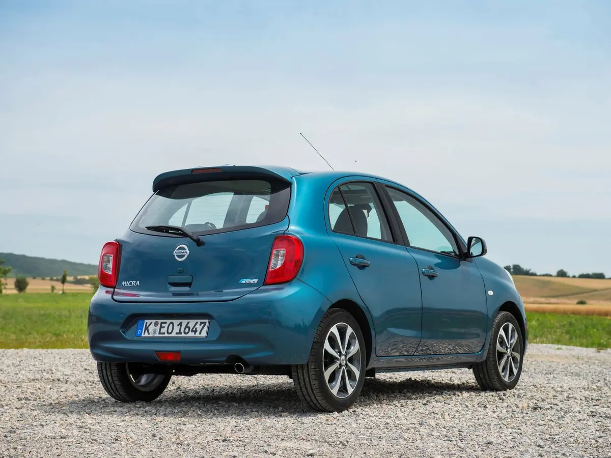 Nissan Micra IV (K13) Рестайлинг Хэтчбек 5 дв. — сүрөт 5
