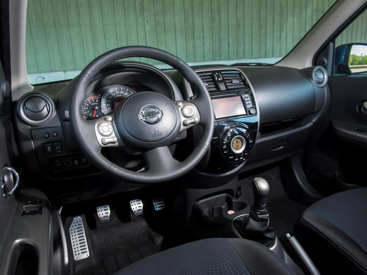 Nissan Micra IV (K13) Рестайлинг Хэтчбек 5 дв. — сүрөт 7