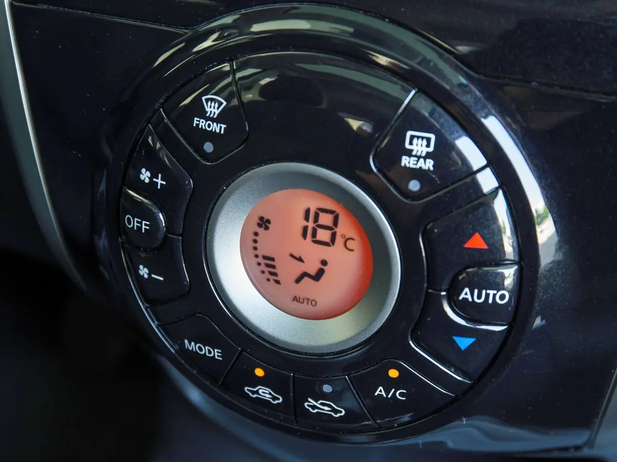Nissan Note II Хэтчбек 5 дв. — фото 16