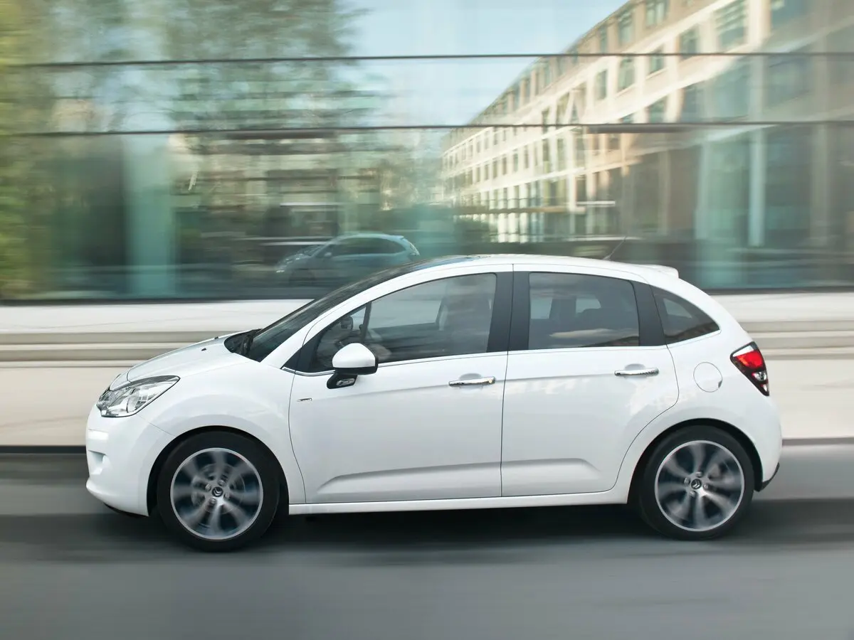 Citroen C3 II Рестайлинг Хэтчбек 5 дв. — photo 2