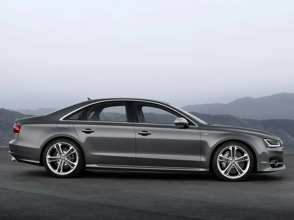 Audi S8 III (D4) Рестайлинг Седан — photo 2